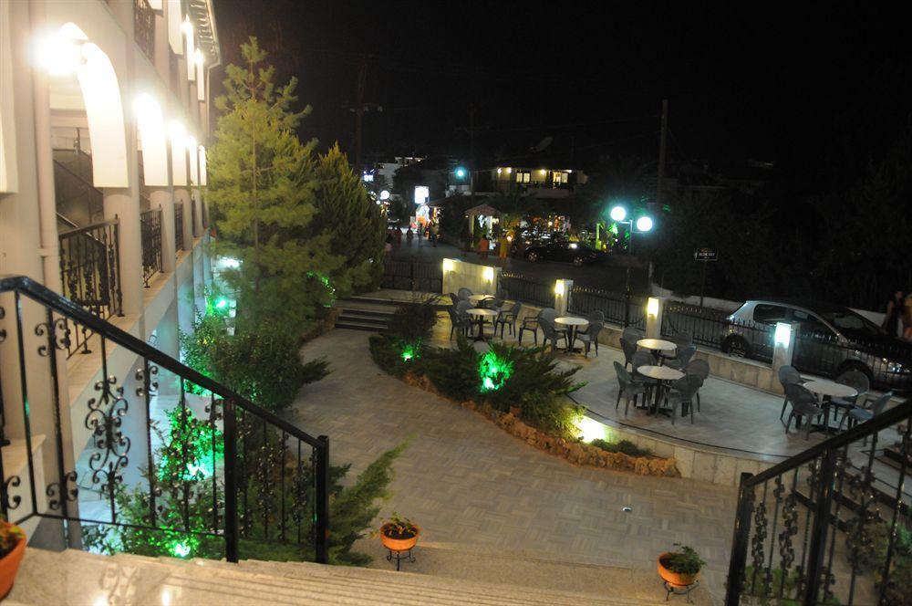 Pegasus Hotel Chaniotis Dış mekan fotoğraf