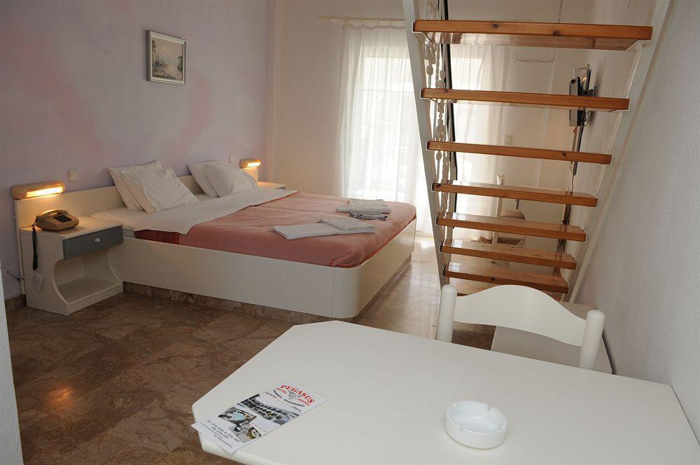 Pegasus Hotel Chaniotis Dış mekan fotoğraf