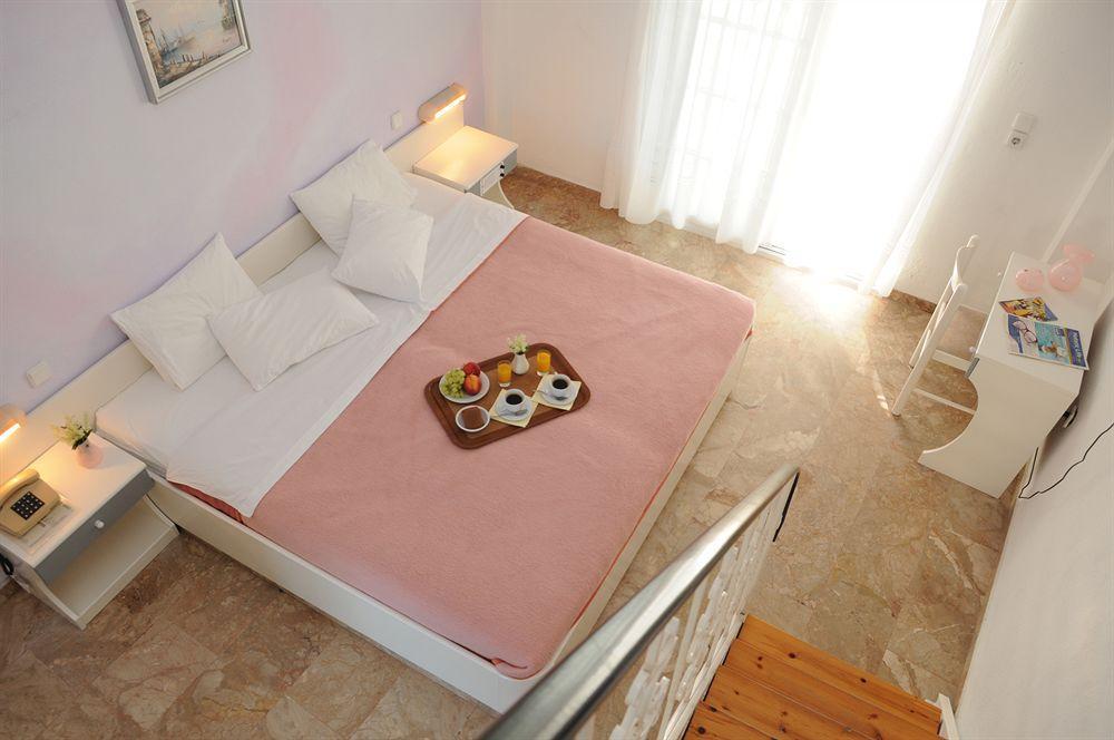 Pegasus Hotel Chaniotis Dış mekan fotoğraf