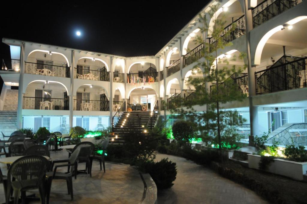 Pegasus Hotel Chaniotis Oda fotoğraf