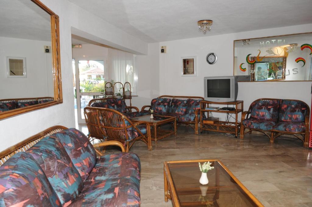 Pegasus Hotel Chaniotis Oda fotoğraf